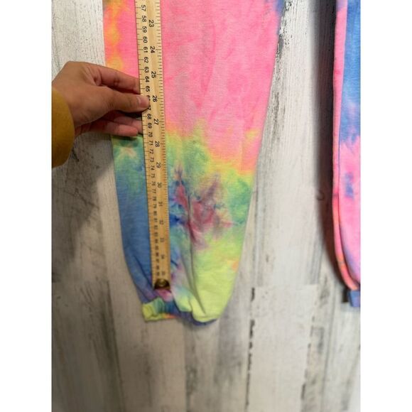 Joggers size large - Picture 7 of 8